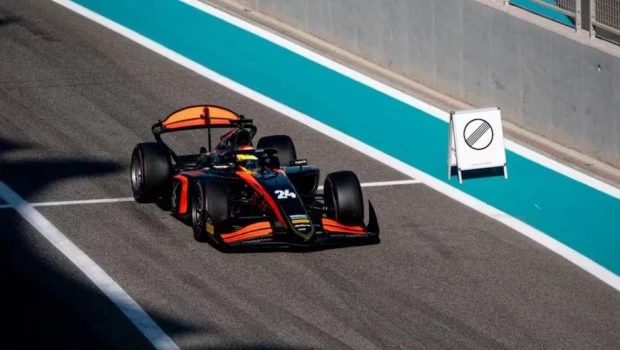 Nicolás Varrone, segundo mejor tiempo en la pretemporada de Fórmula 2 en Barcelona