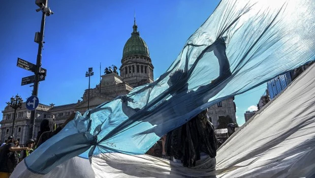 Un paro general “sin cálculos” para el Gobierno