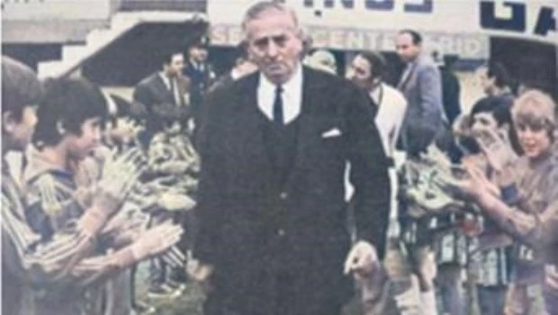 Victorio Spinetto tuvo una extensa trayectoria en el fútbol argentino.