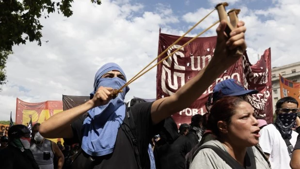 Por inercia cultural, persisten teorías fracasadas