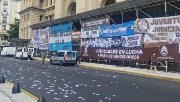 Paro y movilización de los judiciales contra el traspaso de la Justicia laboral a la Ciudad