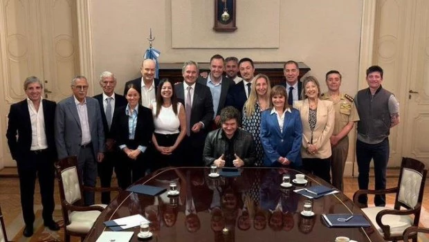 Milei encabeza la primera reunión de Gabinete del año con foco en la agenda del Congreso