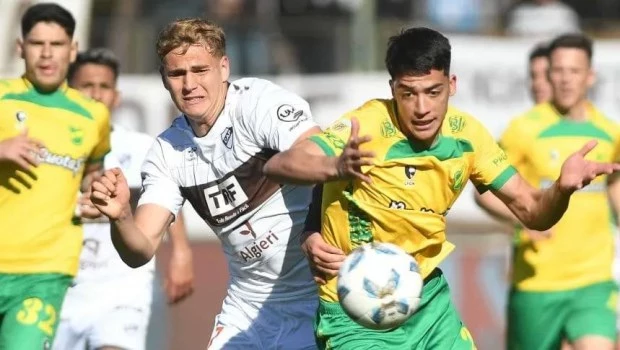 Platense y Defensa y Justicia empataron por el Torneo Apertura con gran trabajo de ambos arqueros