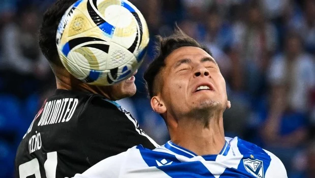 Vélez igualó sin goles con Riestra y es uno de los líderes de la zona A del Torneo Apertura