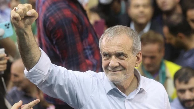 "Aplastaremos por la fuerza las bases del enemigo”: la dura advertencia del presidente de Irán