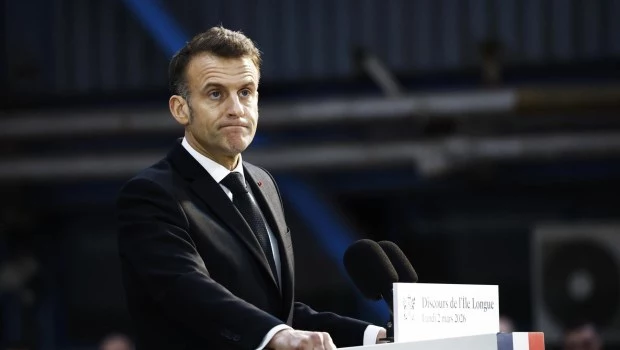 Macron aumenta el arsenal nuclear francés y ofrece compartirlo con sus socios europeos