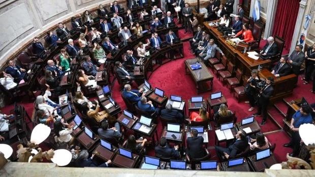 La motosierra llegó a la Cámara de Diputados: promueven retiros voluntarios para los empleados