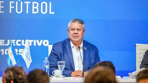 La AFA se reúne para analizar si mantiene la medida de fuerza