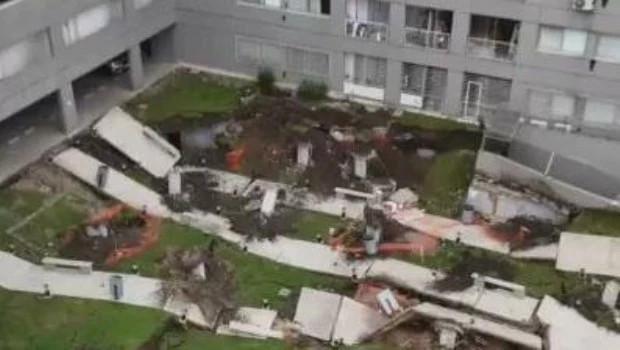 Derrumbe en Parque Patricios: “Si pasaba unas horas antes, nos moríamos”, dijo una periodista damnificada