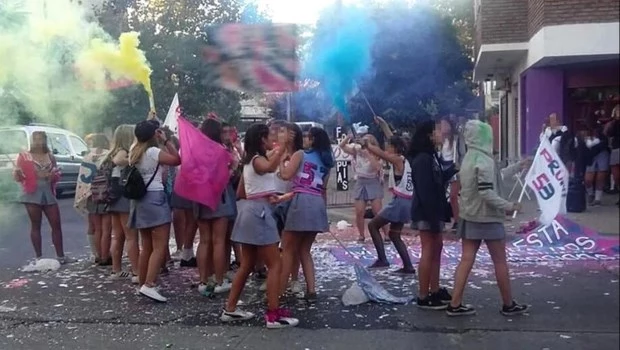 UPD en San Juan: una menor fue hospitalizada por intoxicación alcohólica y clausuraron cuatro fiestas