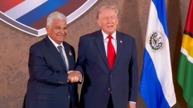 Trump ironiza sobre el Canal de Panamá, esta vez frente al presidente Mulino