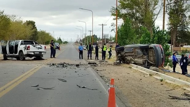 Un joven chocó y mató a dos policías en Neuquén: estaba alcoholizado