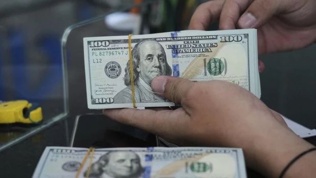 El dólar sigue estable