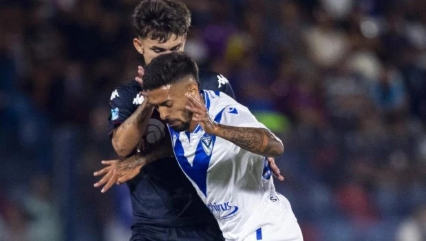 Vélez sigue en la punta tras su igualdad con Tigre