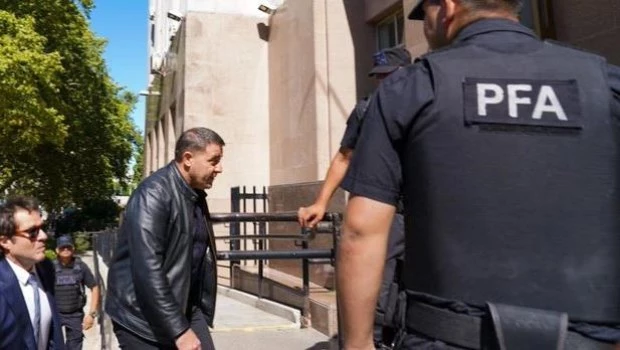 Causa por evasión en la AFA: Toviggino presentó un escrito y no respondió preguntas