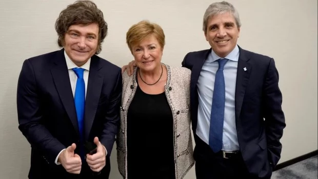 El FMI demora el reporte de la última revisión