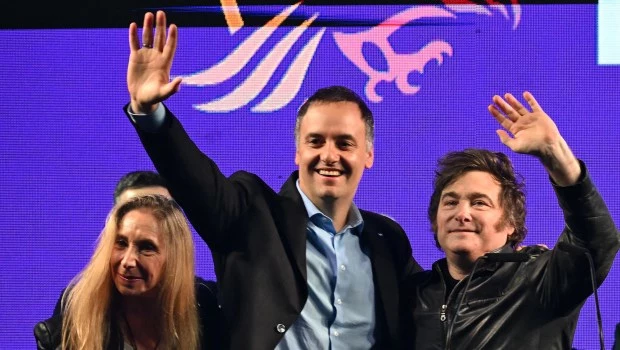 Milei y su hermana Karina salieron a respaldar a Adorni: “Muchas cosas que se dicen no tienen ni el más mínimo sentido”