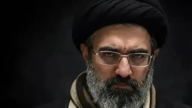 El nuevo líder supremo de Irán insta a continuar el cierre del estrecho de Ormuz y promete abrir nuevos frentes de batalla