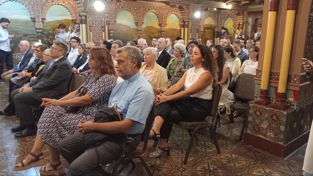 Hospitalidad y encuentro al caer el sol