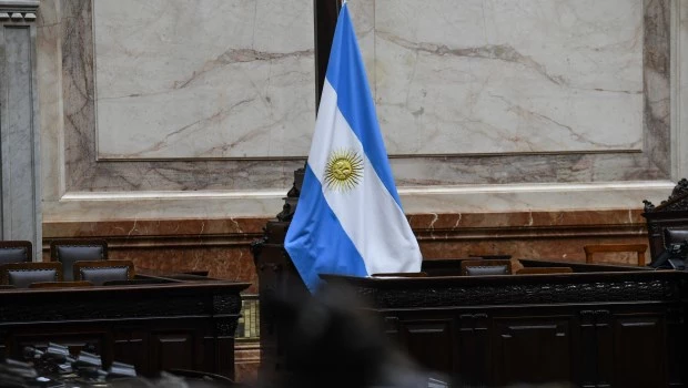 Se reactiva el Congreso con un fuerte control libertario de la agenda