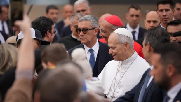 León XIV pide el cese del fuego en Medio Oriente y reabrir vías de diálogo