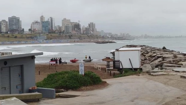 Tras un operativo de búsqueda, hallaron muerto al hombre que había ingresado al mar en Cabo