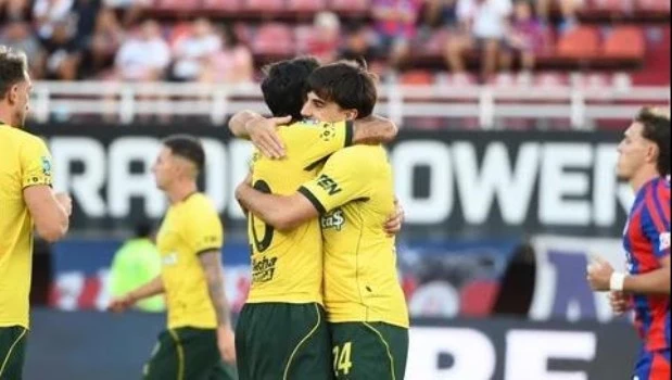 Ante su gente, San Lorenzo fue goleado por Defensa y Justicia