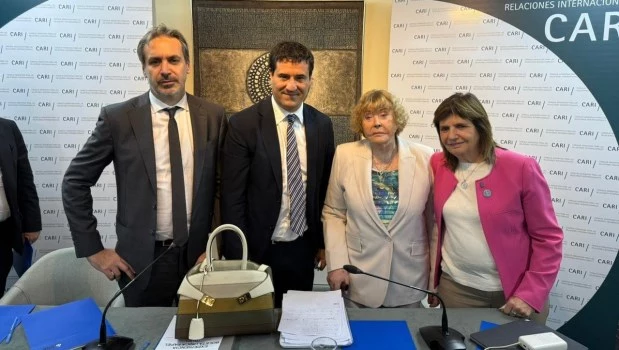 Destacan la implementación de la Boleta Única Papel en 2025