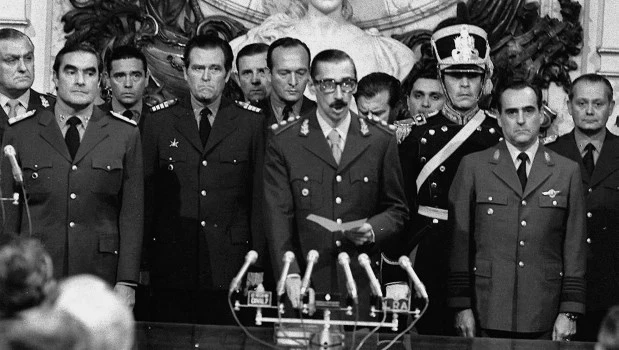 La industria de la memoria selectiva