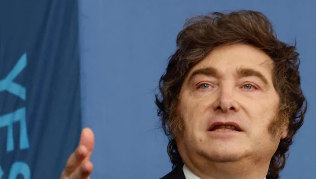 Milei desembarca en Tucumán para participar del Foro Económico del NOA