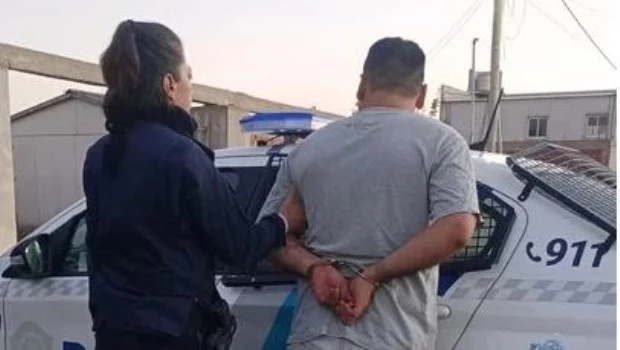 Intento de femicidio en La Plata: apuñaló a su pareja tras acusarla de haberle sido infiel