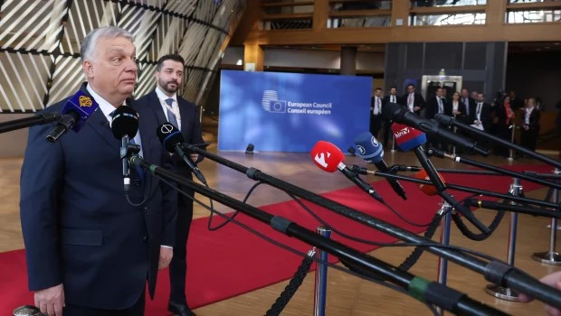 Milei llega a Budapest para participar en un importante foro conservador