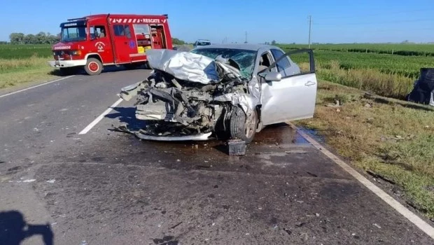 Choque frontal en la Ruta 30: un muerto y un herido grave en Chivilcoy