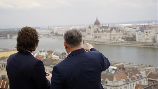 Compartimos los mismos valores, resaltó Milei tras ser recibido por Orban