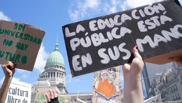 Continúa hasta el 30 de marzo el "paro nacional universitario”