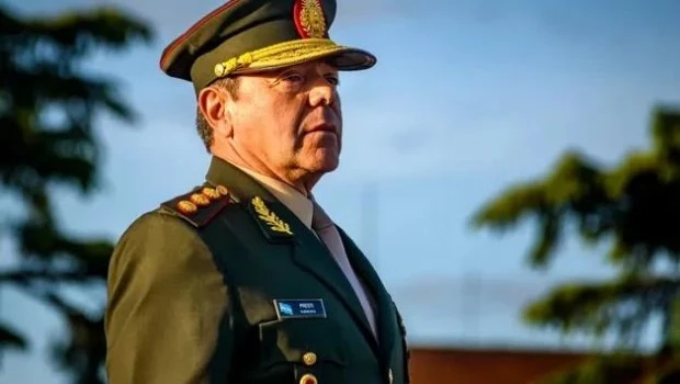 Presti negocia en el Pentágono la compra de helicópteros a Estados Unidos