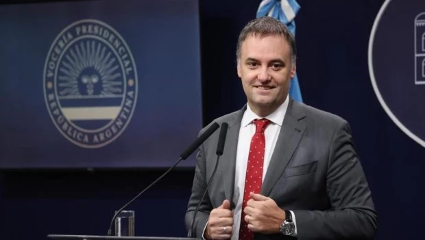 Lo que la calle y las encuestas empiezan a deletrear