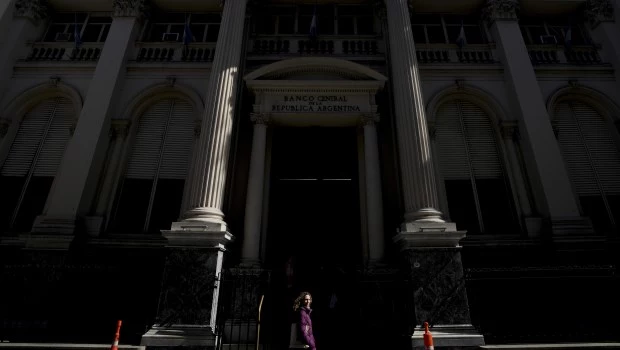 El BCRA reduce los encajes bancarios desde abril para reactivar la economía