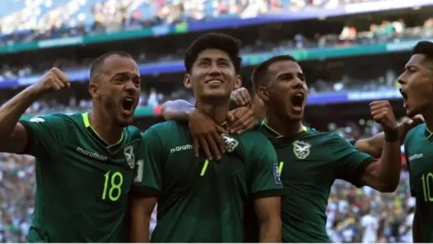 Bolivia se lo dio vuelta a Surinam y quedó a un triunfo del Mundial 2026