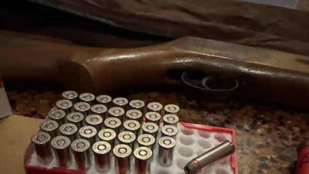 Recoleta: detuvieron a un hombre que efectuó disparos con un rifle de aire comprimido