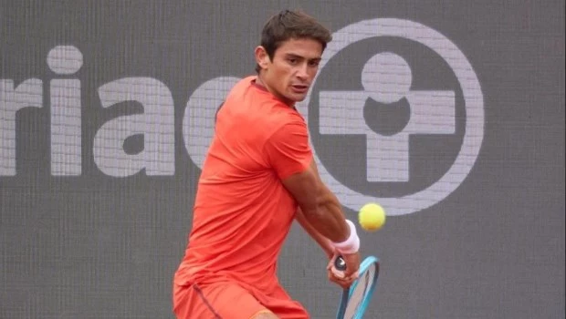 Mariano Navone sumó un gran triunfo y está en cuartos en Bucarest