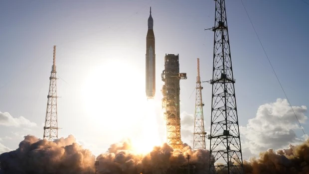 Despega la histórica misión Artemis II, que regresará al ser humano a la Luna tras 50 años