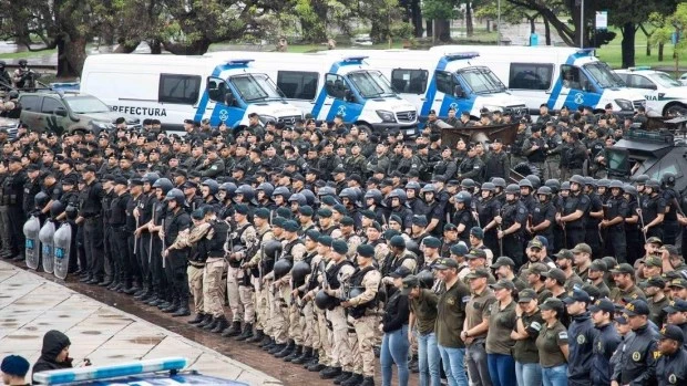 El Gobierno otorgó a las fuerzas federales un bono de $40.000