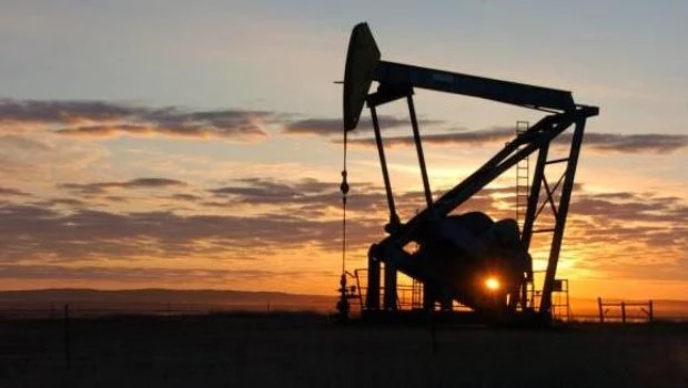 El petróleo de Texas se dispara casi un 13 % ante la falta de un plan para terminar la guerra
