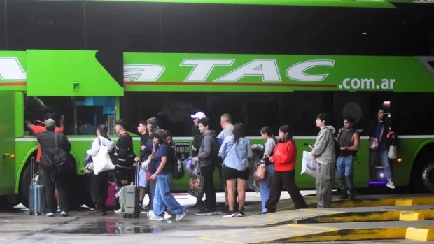 Mar del Plata recibe a los turistas y las reservas hoteleras trepan al 55% en el inicio de Semana Santa