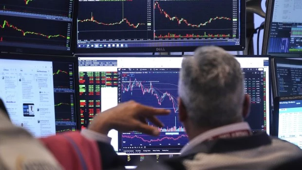 Ante los dichos de Trump, los mercados caen y el riesgo país se aproxima a los 630 puntos