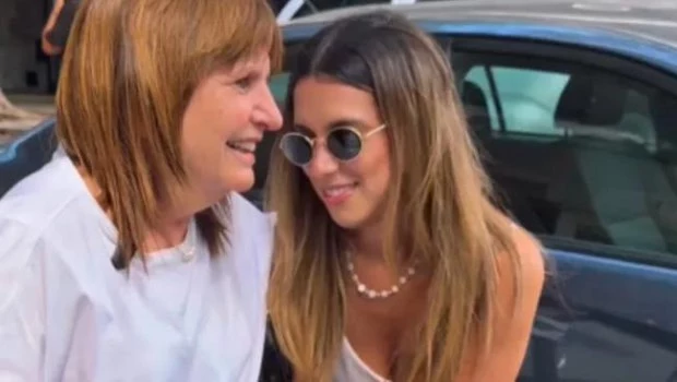 “Estoy muy contenta de que estés acá”: Patricia Bullrichs se encontró con Agostina Páez