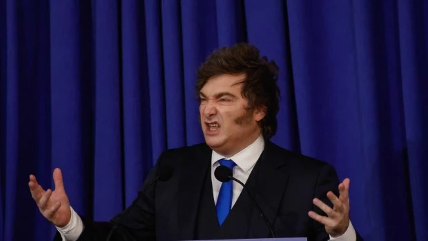 Milei reclamó “identificar a todos” los que participaron de una campaña rusa en medios contra su gestión