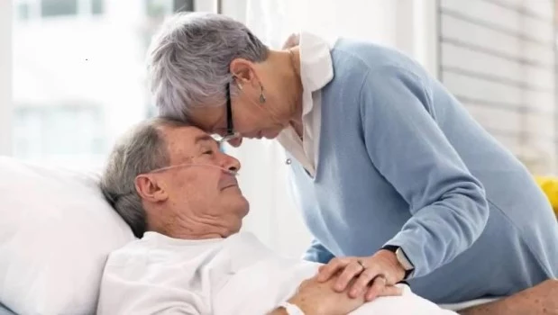 Cuidados paliativos: un derecho reconocido que aún no llega a todos