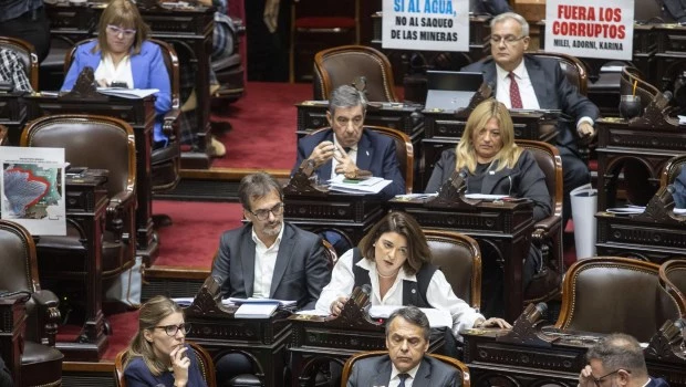 Una maratónica sesión para aprobar los cambios en la ley de Glaciares